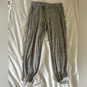 Vuori joggers